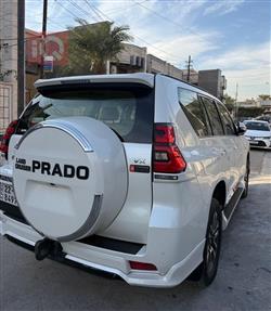 تۆیۆتا لاندكروزر پرادۆ